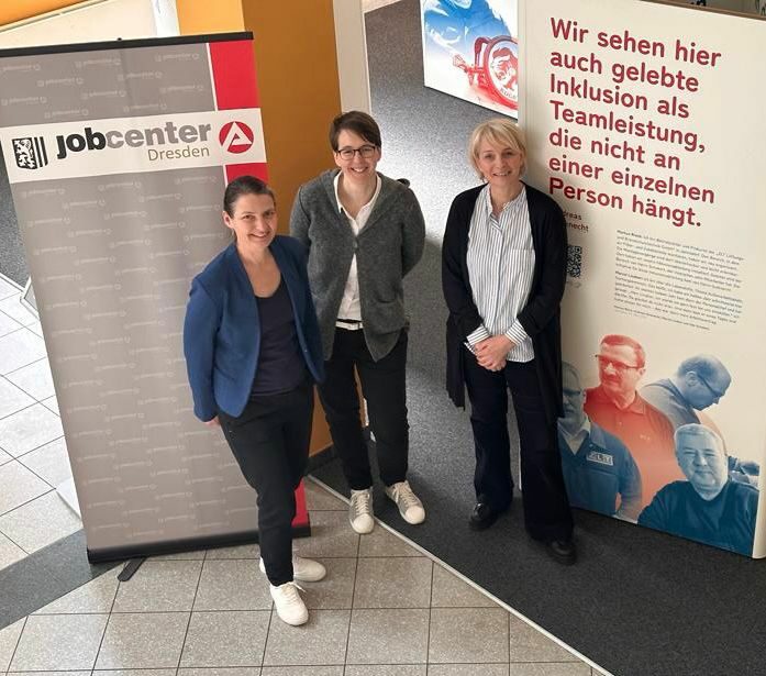 Featured image for “Jobcenter Dresden zeigt Wanderausstellung „Weil Vielfalt fetzt“”